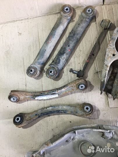 Подвеска заднего моста Mercedes-Benz W202