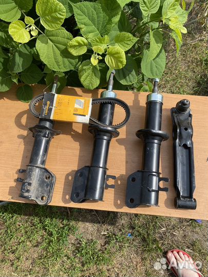 Стойки передние на daewoo matiz