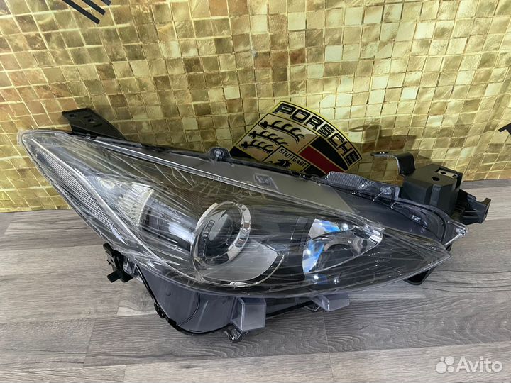 Фара правая на Mazda 3 BM BN Оригинал Новая 13+