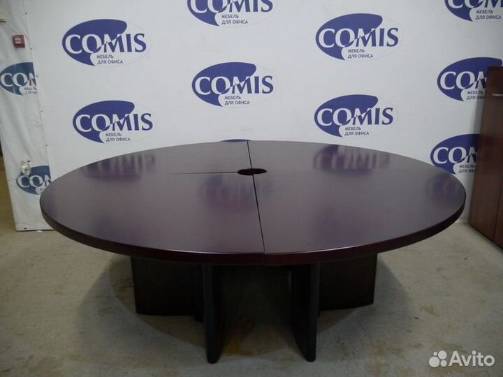 Стол для переговоров