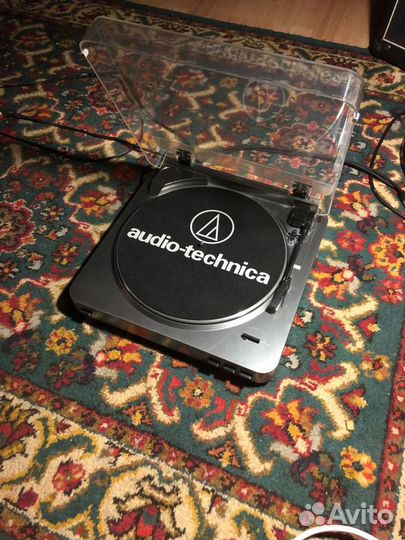 Виниловый проигрыватель audio technica AT-LP60