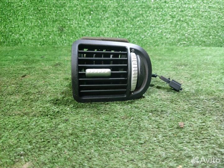 Дефлектор воздушный боковой правый Porsche Cayenne