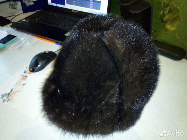 Меховые шапки жен норка раз 58-59 новые