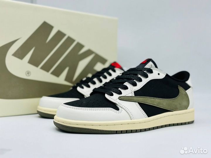 Nike air jordan travis scott