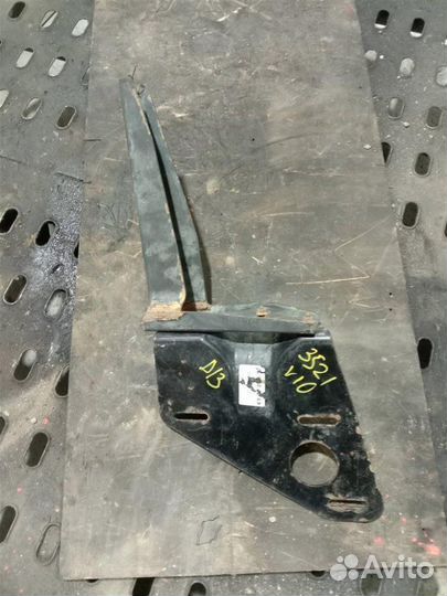 Кронштейн крепления воздуховода Volvo Fm13 440 D13