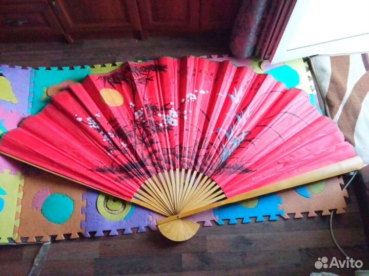 Веер интерьерный большой
