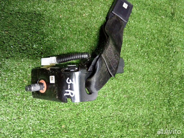 Ответная часть ремня безопасности задняя правая