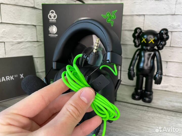 Игровые наушники Razer blackshark v2