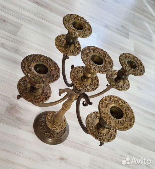 Бронзовый подсвечник