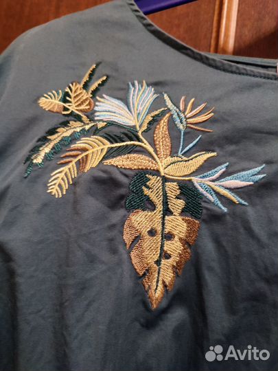 Платье женское