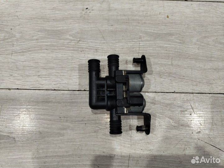 Клапан отопителя Bmw 525I E39 M54B25 10/2001