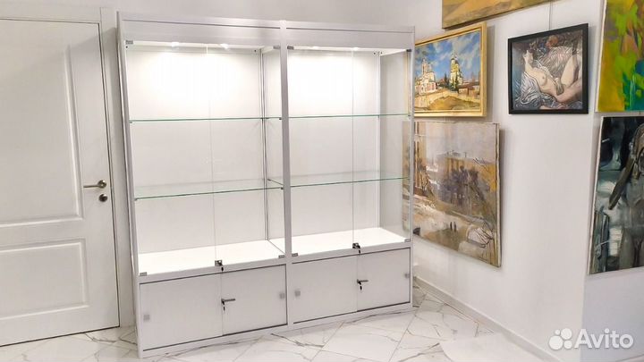 Витрина торговая стеклянная