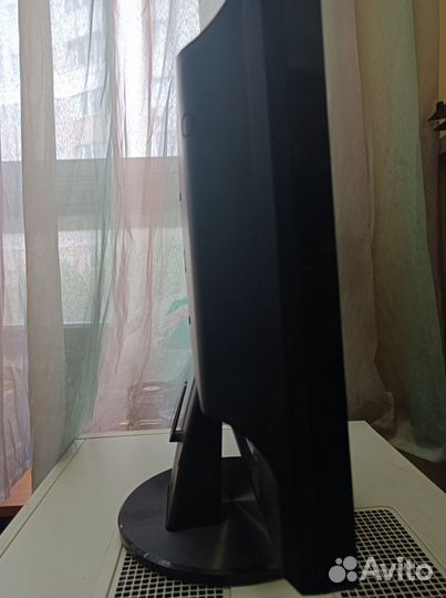 Монитор 19 дюймов Asus VW193