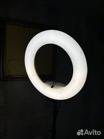 Кольцевая лампа 45 см со штативом
