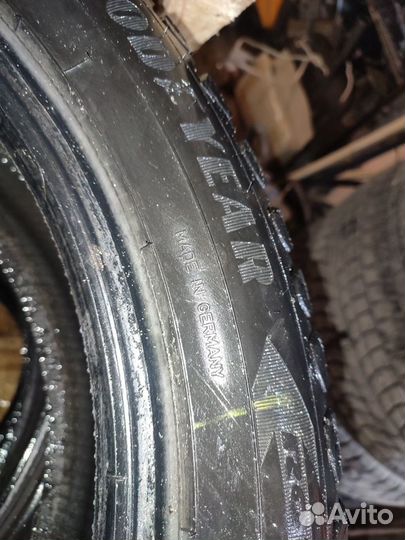 Goodyear UltraGrip Ice Arctic SUV 235/50 R19