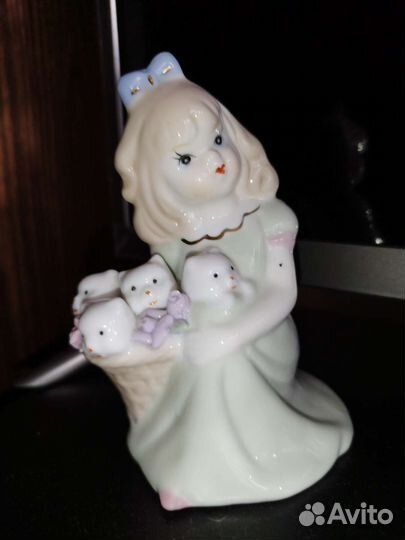 Фарфоровые статуэтки