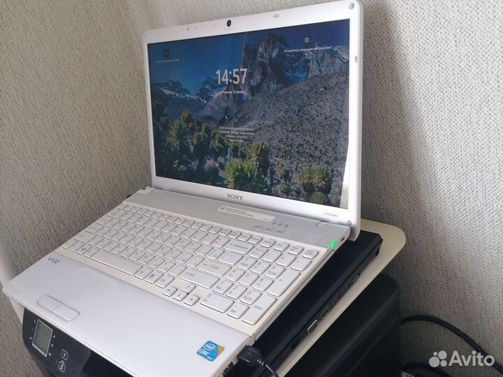 Sony vaio core i7, ssd, 6gb ram, 2gbvram