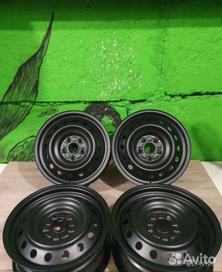 R15 5 x 108 Ford