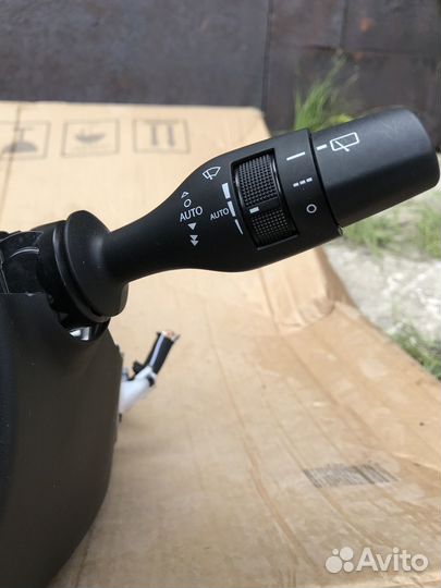 Переключатель стеклоочистителя lexus RX4