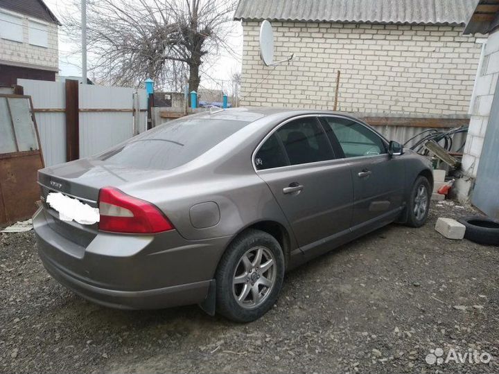 Пластик торпедо Volvo S80 D5244T5 2007