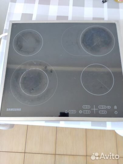 Электрическая варочная панель Samsung C61R2CA