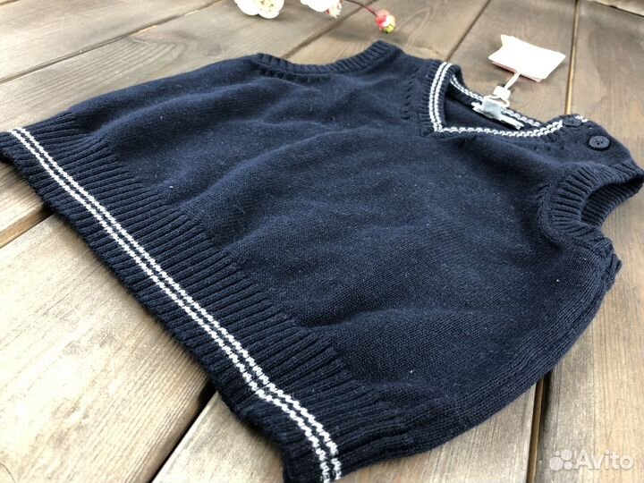Вязаная жилетка для мальчика 62 68