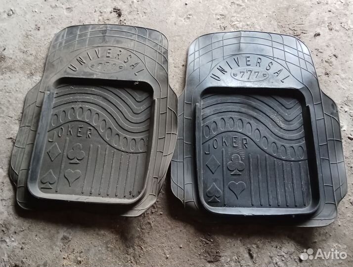 Автомобильные универсальные коврики