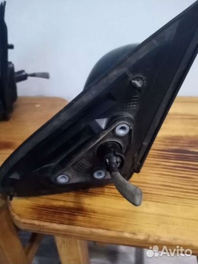 Зеркала заднего вида на nissan