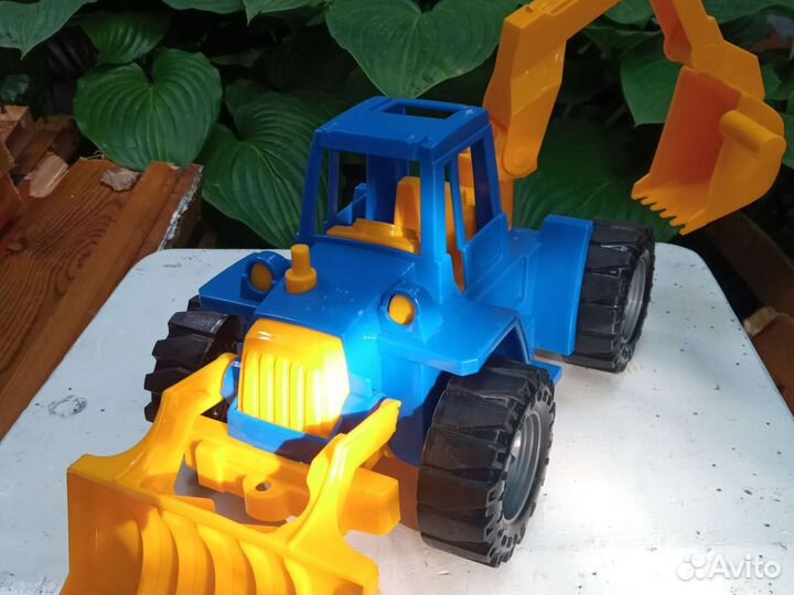 Экскаватор. игрушки