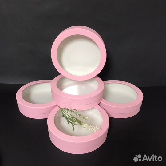 Шляпные коробки с окном