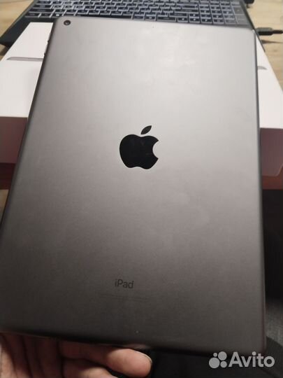 iPad 8th 32gb (WiFi)