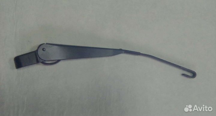 Держатель щётки двери задка УАЗ Хантер