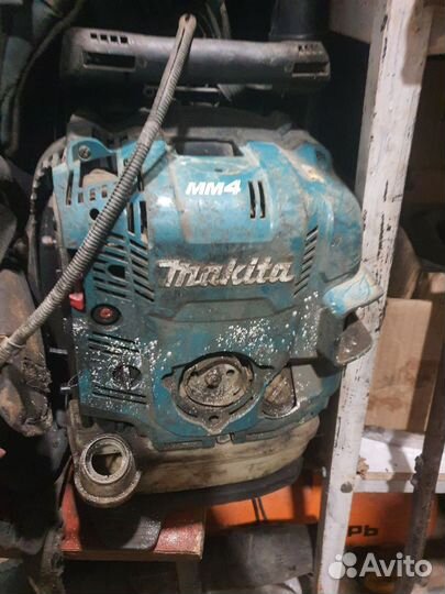 Бензиновая воздуходувка Makita