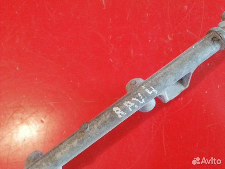 Топливная рейка (рампа) Toyota Rav4