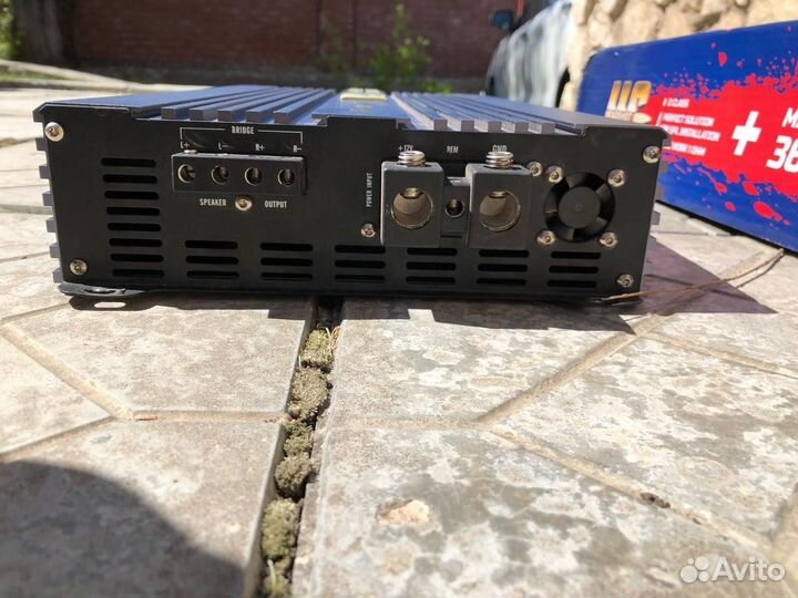 HeadShot DM 2.1800 2-х канальный усилитель