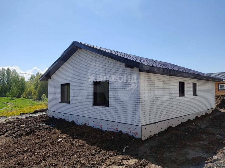 Дом 93,8 м² на участке 4 сот.