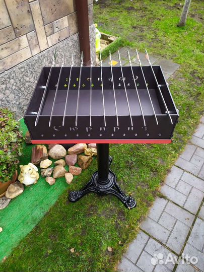 Мангал поворотный 