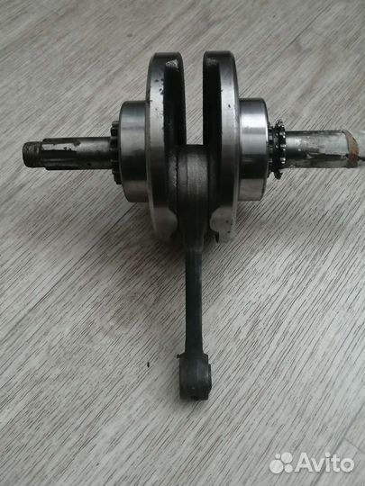 Коленвал на скутер