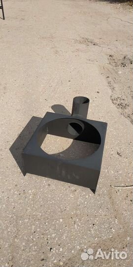 Печь-подставка с трубой на мангал