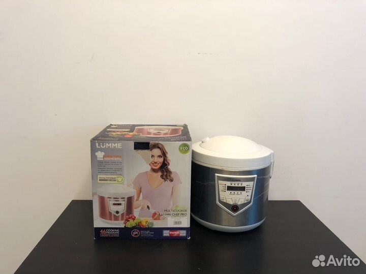Мультиварка Lumme LU-i446 860W/5L