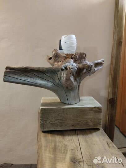 Светильник настольный