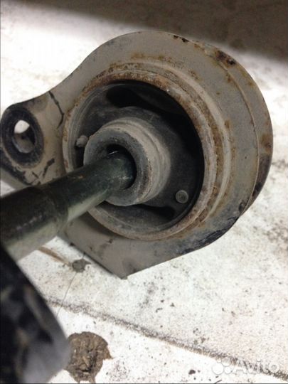 Кронштейн редуктора Nissan X-Trail Т 32