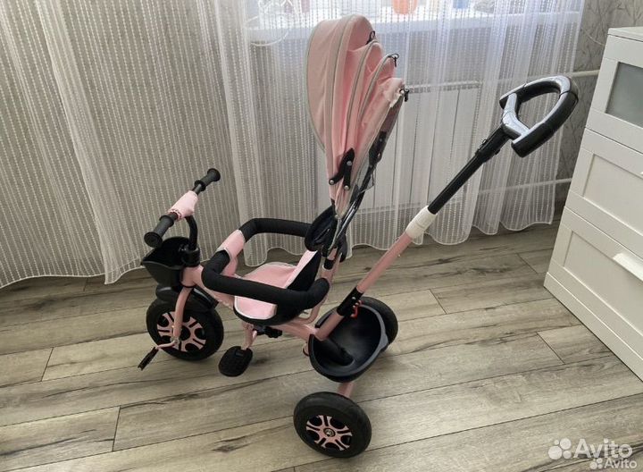 Детский велосипед с ручкой новый