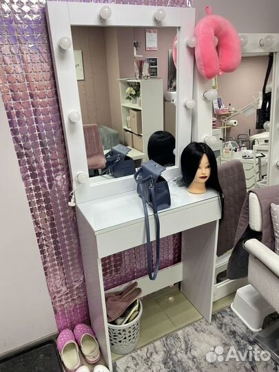 Гримерный стол