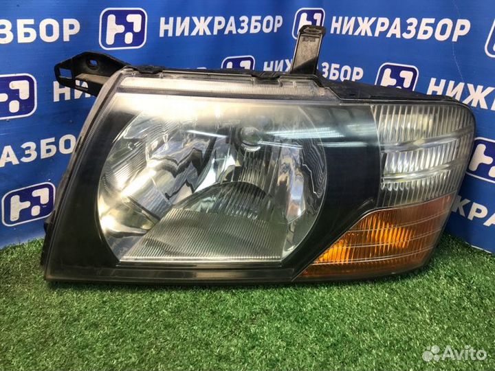 Фара левая Mitsubishi Pajero 3 V6 3.2D 4M41