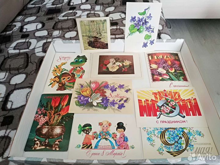 Открытки, календарик, устав влксм СССР