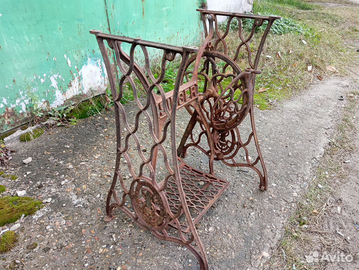 Станина зингер