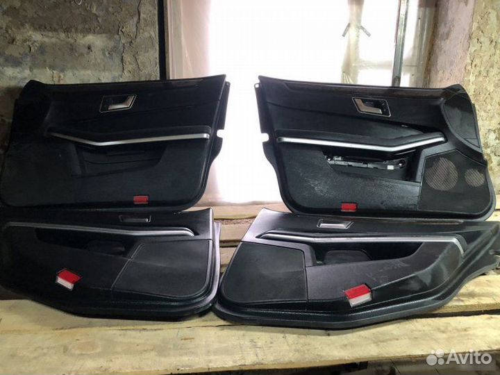 Дверные карты Mercedes-Benz