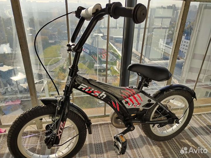 Детский трехколесный велосипед бу