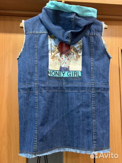 Джинсовая жилетка